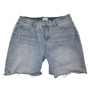 Time and Tru Women’s Denim Shorts Size 6 Light Wash Frayed Hem
